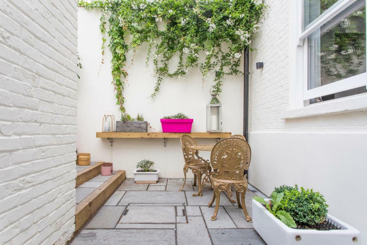 Stunning Gated Home Londres Extérieur photo