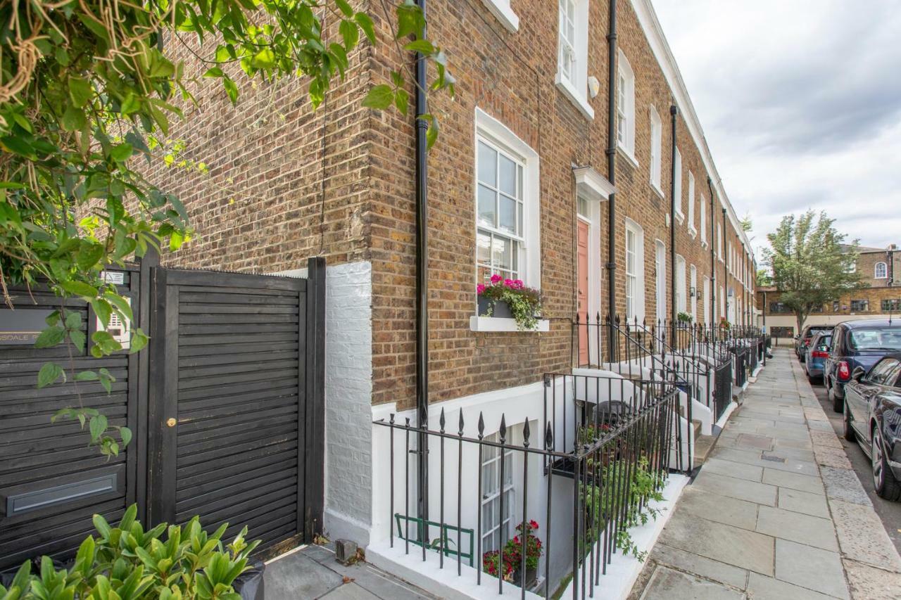 Stunning Gated Home Londres Extérieur photo